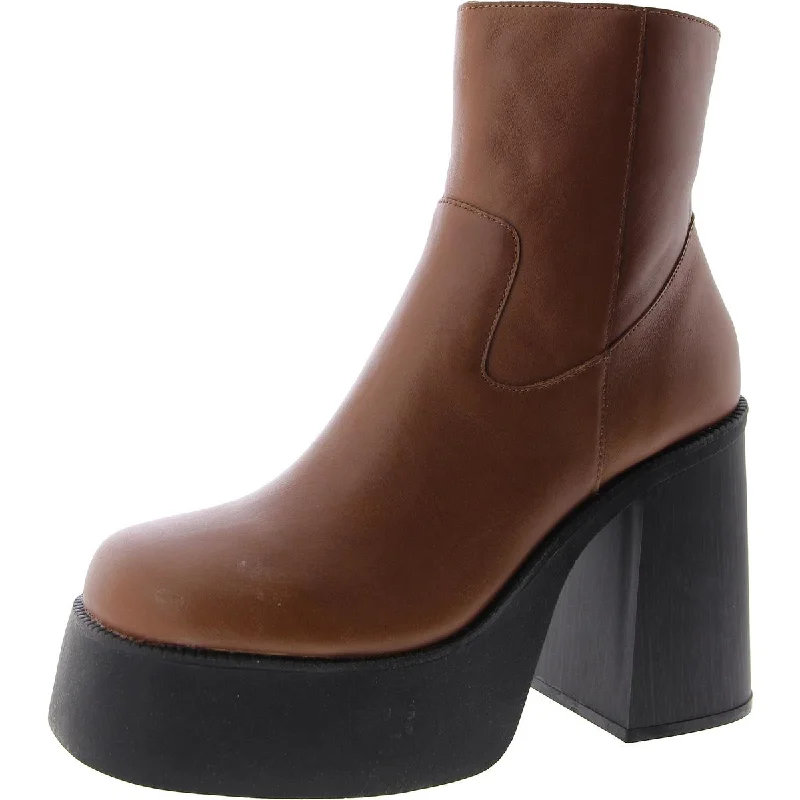 Chic Style, Always In Vogue Acacia Womens Leather Block Heel Ankle Boots