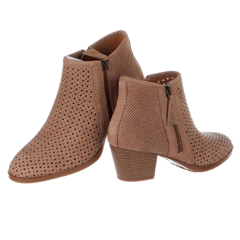 Statement Fashion Offers Earth Pineberry Boots - Women's