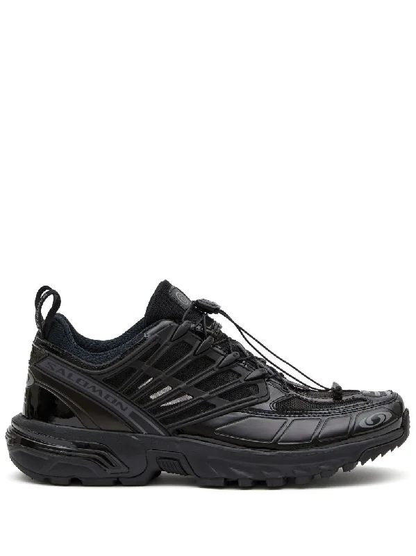 Seasonal Footwear Sale Mm6 X Salomon Women's  Sneakers Black