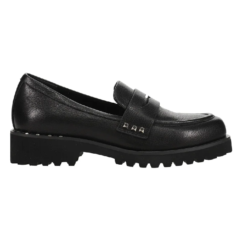 Trendy Looks On Sale Zona Water Resistant Loafers